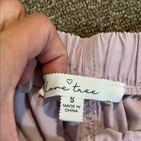 Love Tree Lavender Cargo Shorts, just a cute pair of shorts - Picture 4 of 4